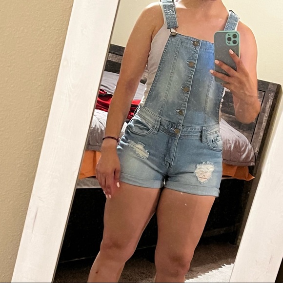 Jean romper - Picture 3 of 8